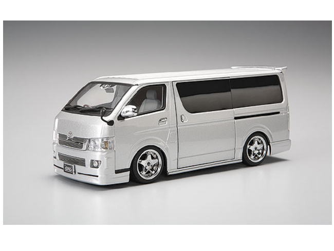 SALEHOTアオシマ DISM 1/24 トヨタ ハイエース 200系 スーパーGL 2004年式 ダークグレー TOYOTA HIACE SUPER GL 完成品 ミニカー モデルカー アオシマ