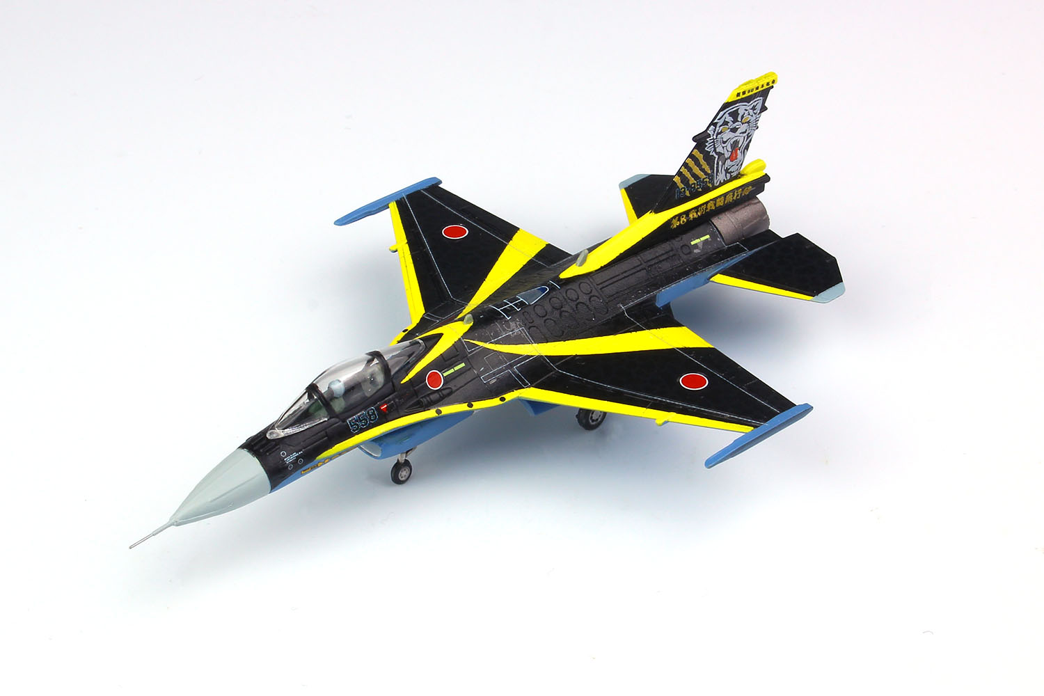 プラッツ PF-44 1/144 航空自衛隊 F-2A 第8飛行隊 創隊 60周年記念塗装機 | ホビーショップタムタム 通販 プラモデル