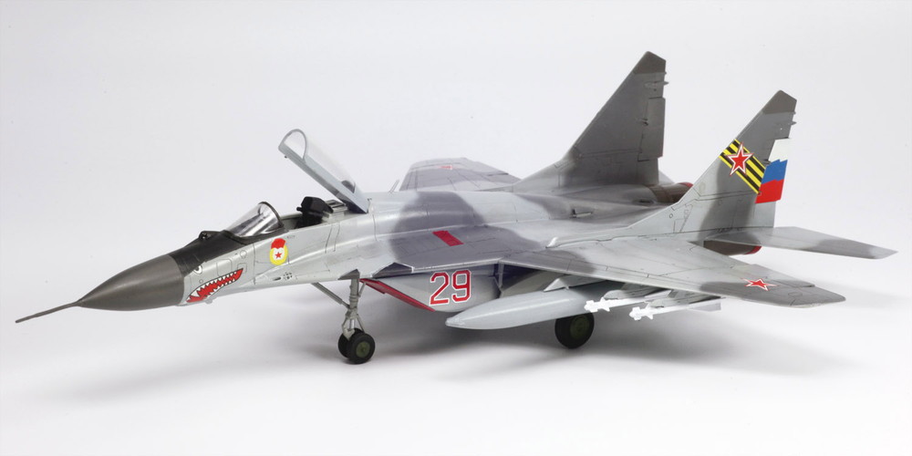 プラッツ AE-8SP 1/72 ロシア空軍 MiG-29 (9.13) フルクラムC 迷彩型紙シート付き | ホビーショップタムタム 通販 プラモデル