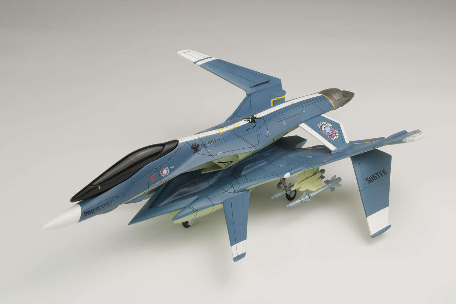 プラッツ X-14 1/72 戦闘妖精雪風 ファーンII AAM-IIIミサイル付属