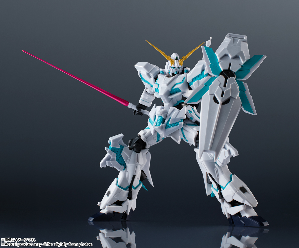 GUNDAM UNIVERSE RX-0 UNICORN GUNDAM (AWAKENED) | 鉄道模型