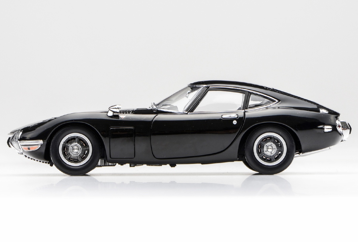 新品》TOYOTA 2000GT BLACK 1/20 ラジコンカー ブラック