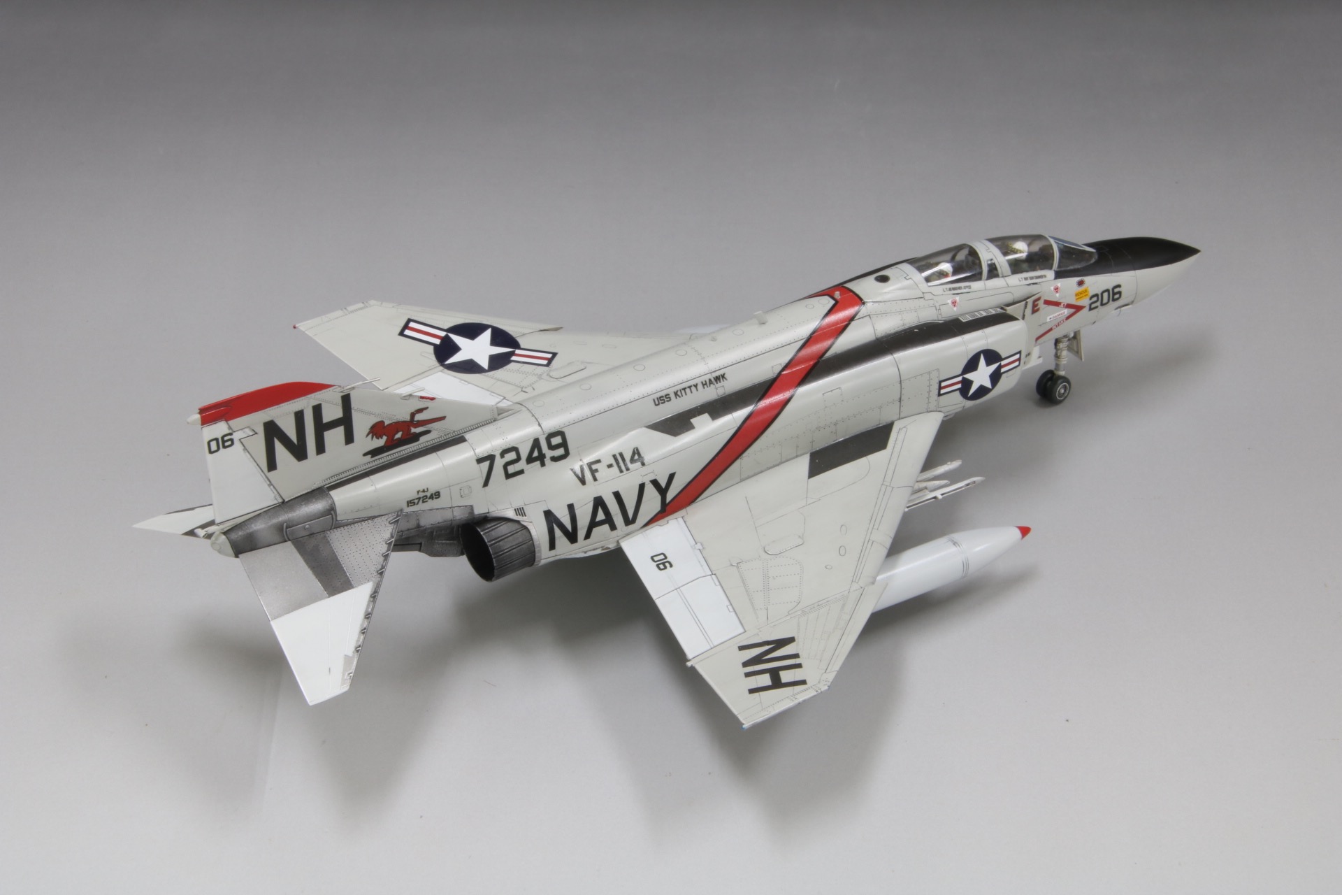 1/72 アメリカ海兵隊 F-4J 戦闘機【初回限定特装版】 | 鉄道模型 ...