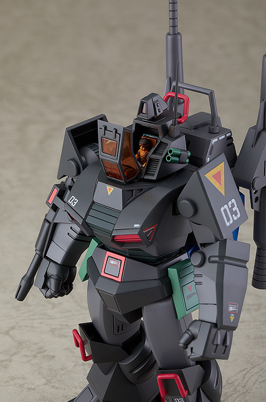 1/72 コンバットアーマー ダグラム 対空武装強化型ザック装着タイプ