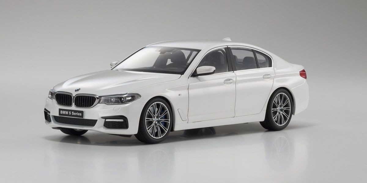 1/18 BMW 5シリーズ G30 ミネラルホワイト | 鉄道模型・プラモデル 