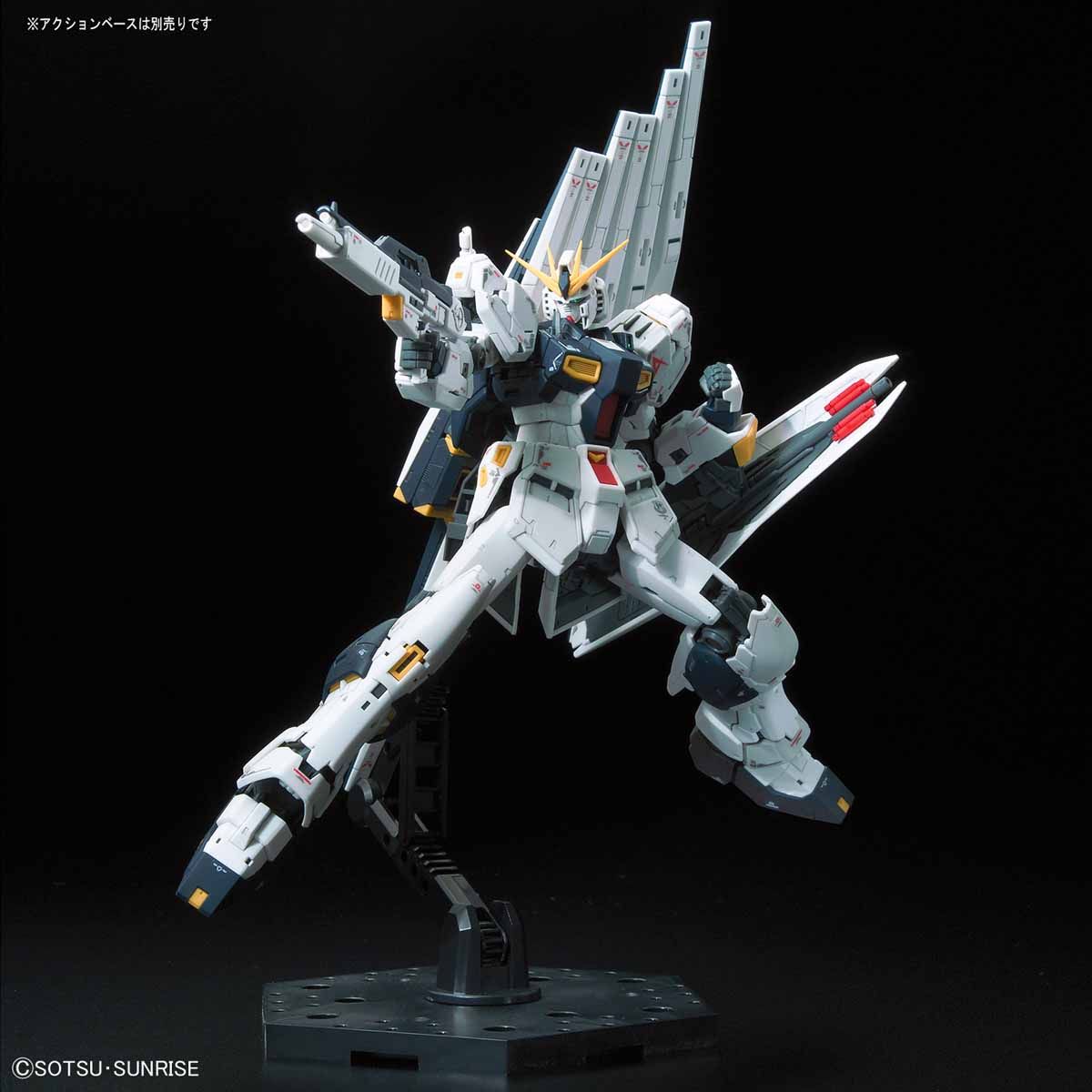 バンダイ RG 1/144 RX-93 νGUNDAM