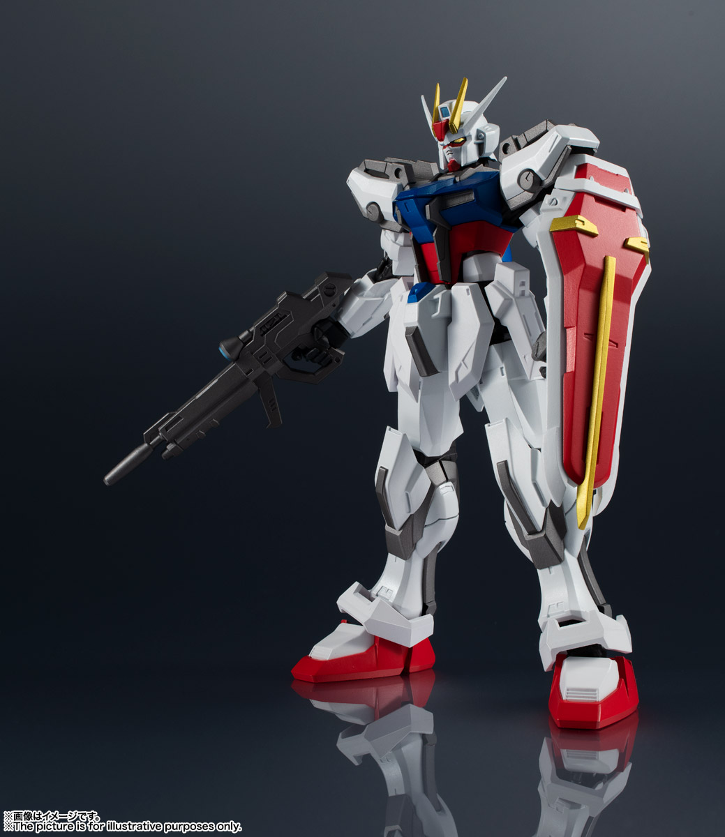 GUNDAM UNIVERSE GAT-X105 STRIKE GUNDAM | 鉄道模型・プラモデル