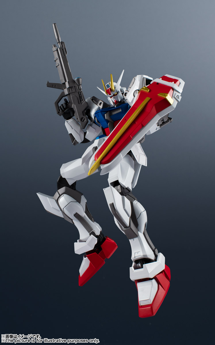 GUNDAM UNIVERSE GAT-X105 STRIKE GUNDAM | 鉄道模型・プラモデル