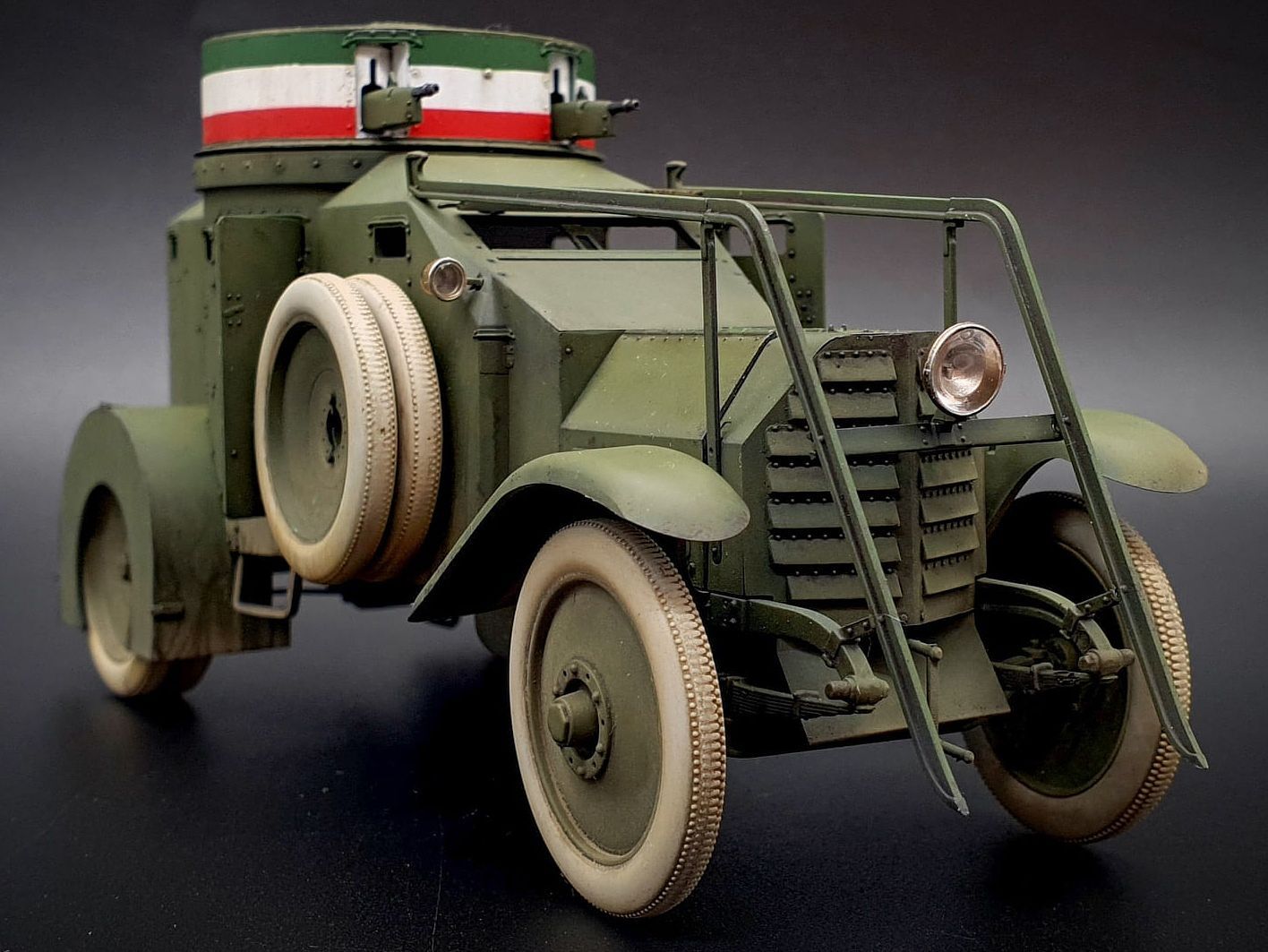 1/35 イタリア 1ZM 装甲車 | 鉄道模型・プラモデル・ラジコン・ガン
