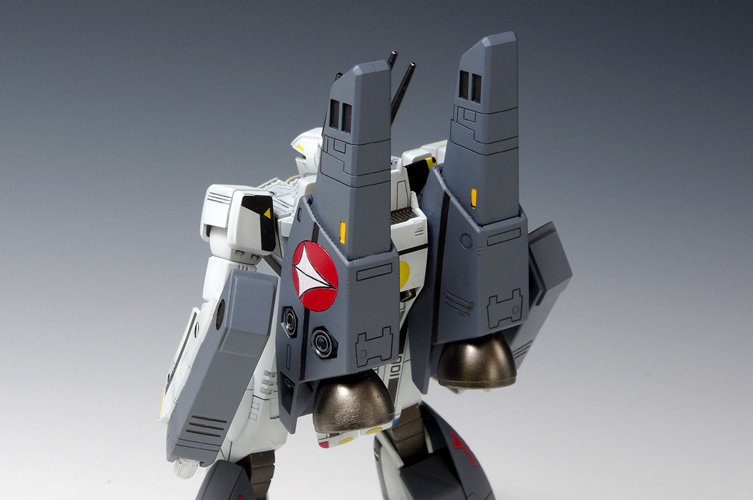 1/100 VF-1S スーパーバルキリー バトロイド ロイ・フォッカー仕様『超時空要塞マクロス』 |  鉄道模型・プラモデル・ラジコン・ガン・ミリタリー・フィギュア・ミニカー 玩具(おもちゃ) の通販サイト