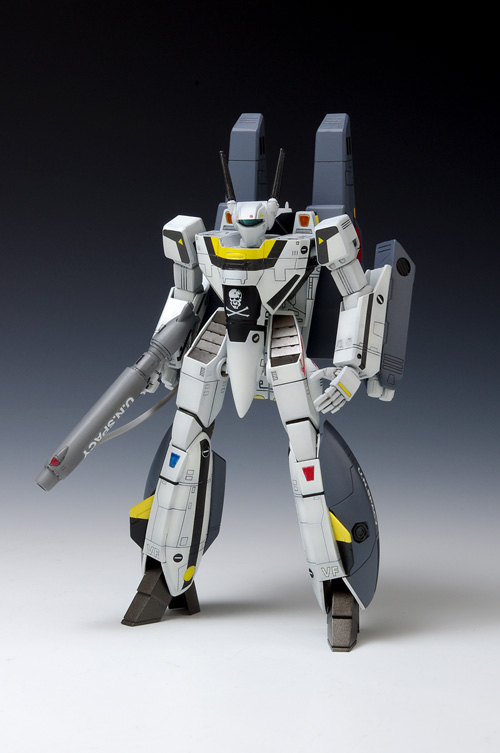 1/100 VF-1S スーパーバルキリー バトロイド ロイ・フォッカー仕様『超