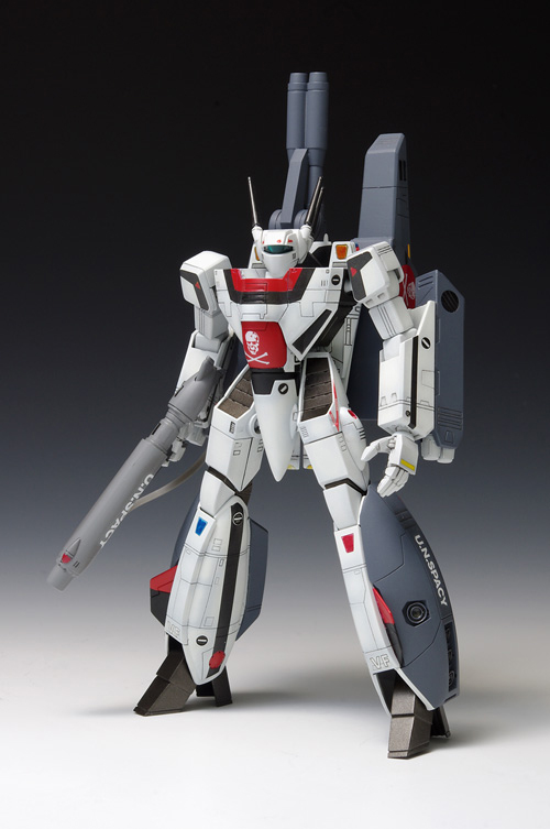 1/100 VF-1S ストライクバルキリー バトロイド 一条輝 機 『超時空要塞 