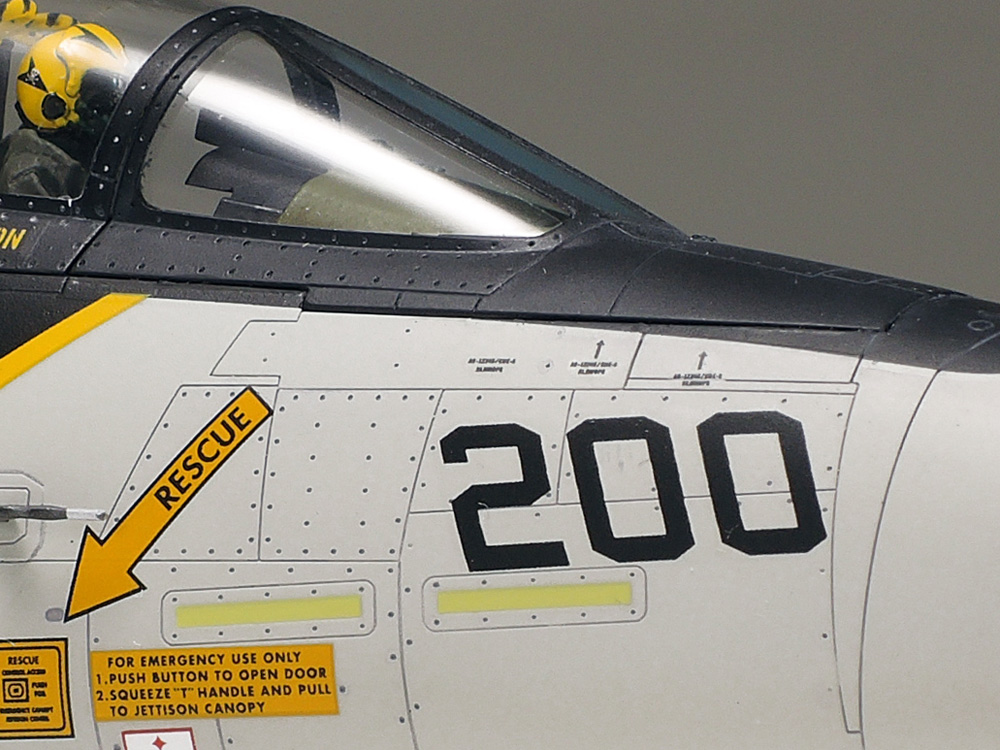 1/48 グラマン F-14A トムキャット | 鉄道模型・プラモデル・ラジコン・ガン・ミリタリー・フィギュア・ミニカー 玩具(おもちゃ) の通販サイト