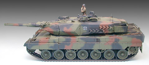 1/35 ドイツ連邦軍主力戦車 レオパルト2 A5 | 鉄道模型・プラモデル 
