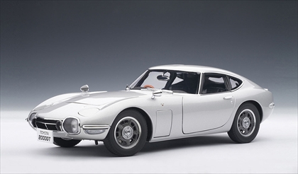 1/18 トヨタ 2000GT (シルバー) | 鉄道模型・プラモデル・ラジコン